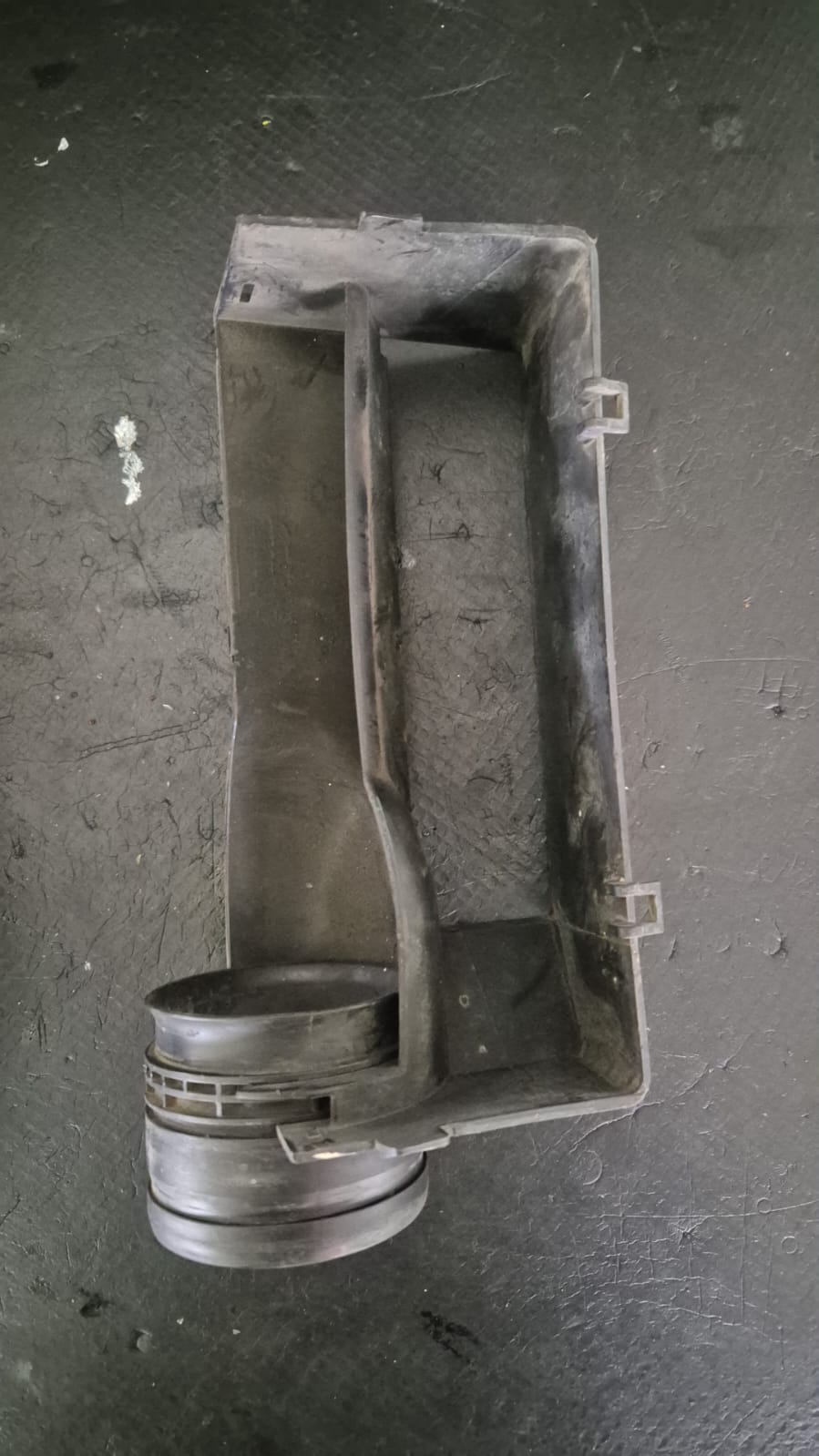 DIFUZOR  CAPTARE AER VW GOLF 5 COD 1K0805962A FACTURA SI GARANTIE