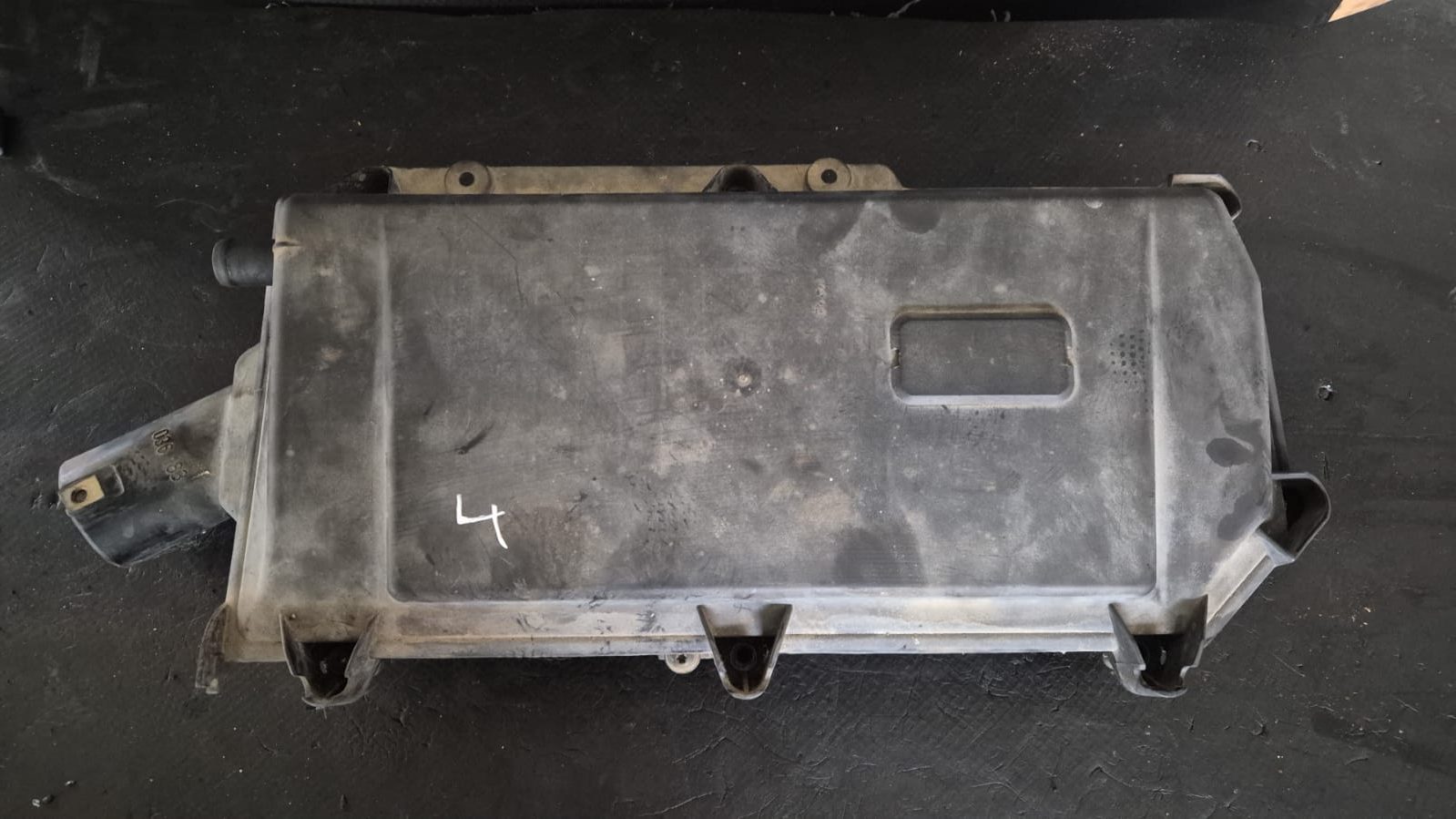 CARCASA FILTRU AER VW GOLF 4 COD 44608785900 FACTURA SI GARANTIE