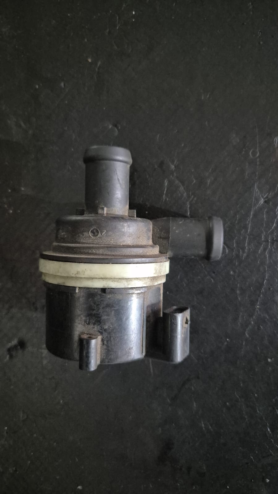 Pompa recirculare apa VW POLO SKODA OCTAVIA 2 COD 6R0965561A FACTURA SI GARANTIE