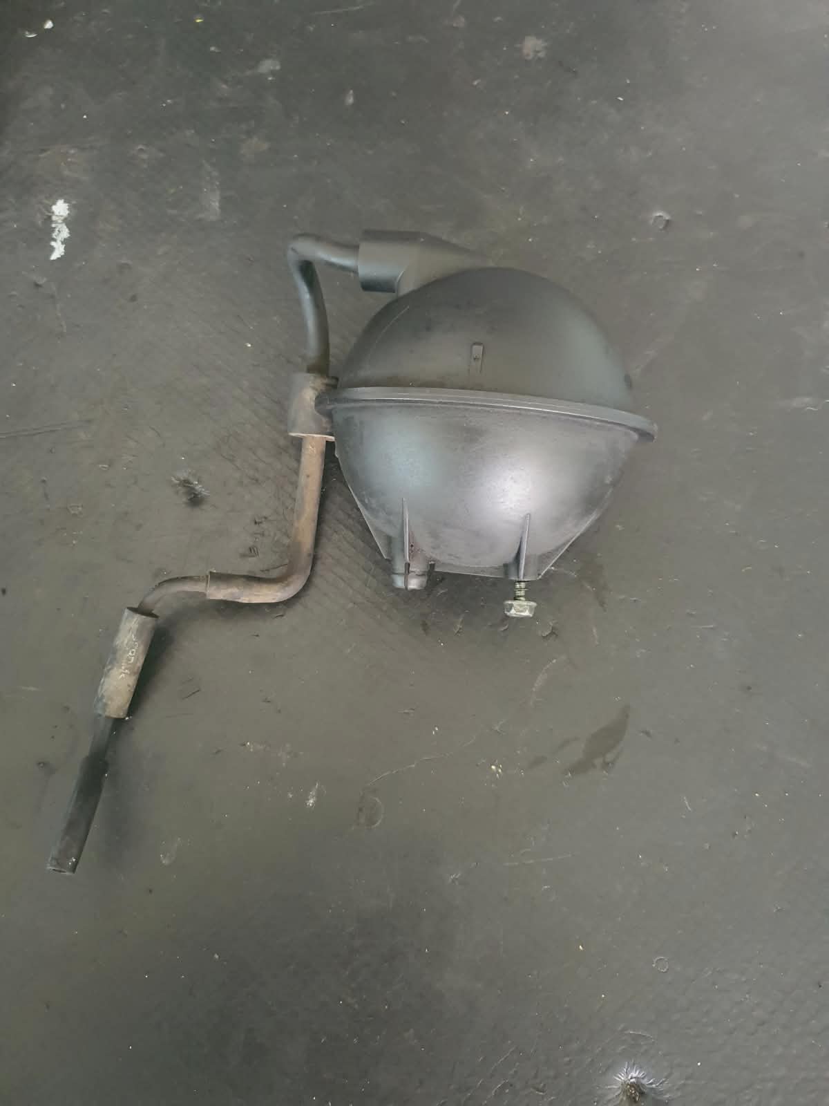 REZERVOR VACCUM VW GOLF 5 COD 7M0129808 FACTURA SI GARANTIE