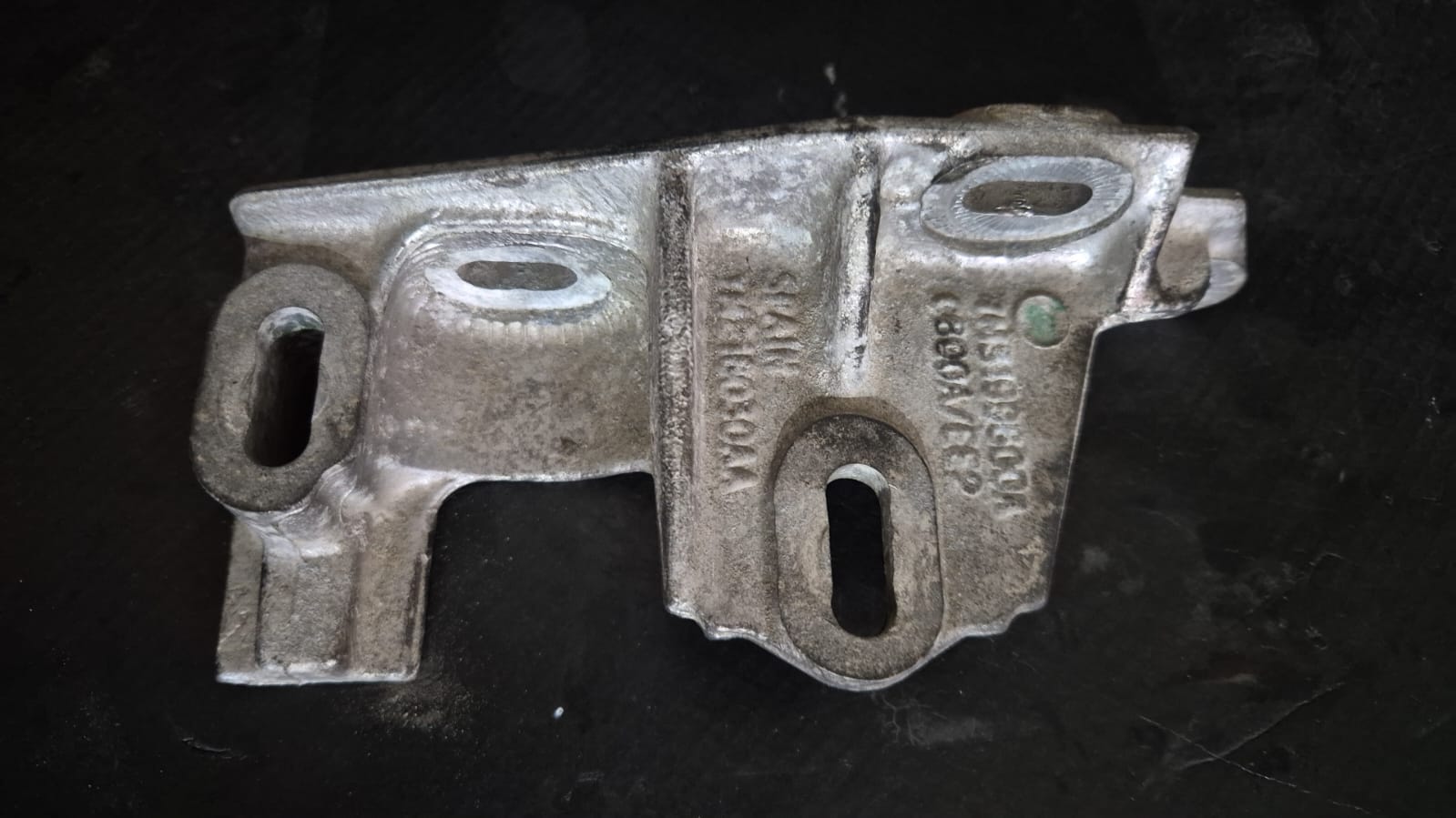 SUPORT MOTOR VW SHARAN 1.9 TDI COD 7M3199600A FACTURA SI GARANTIE