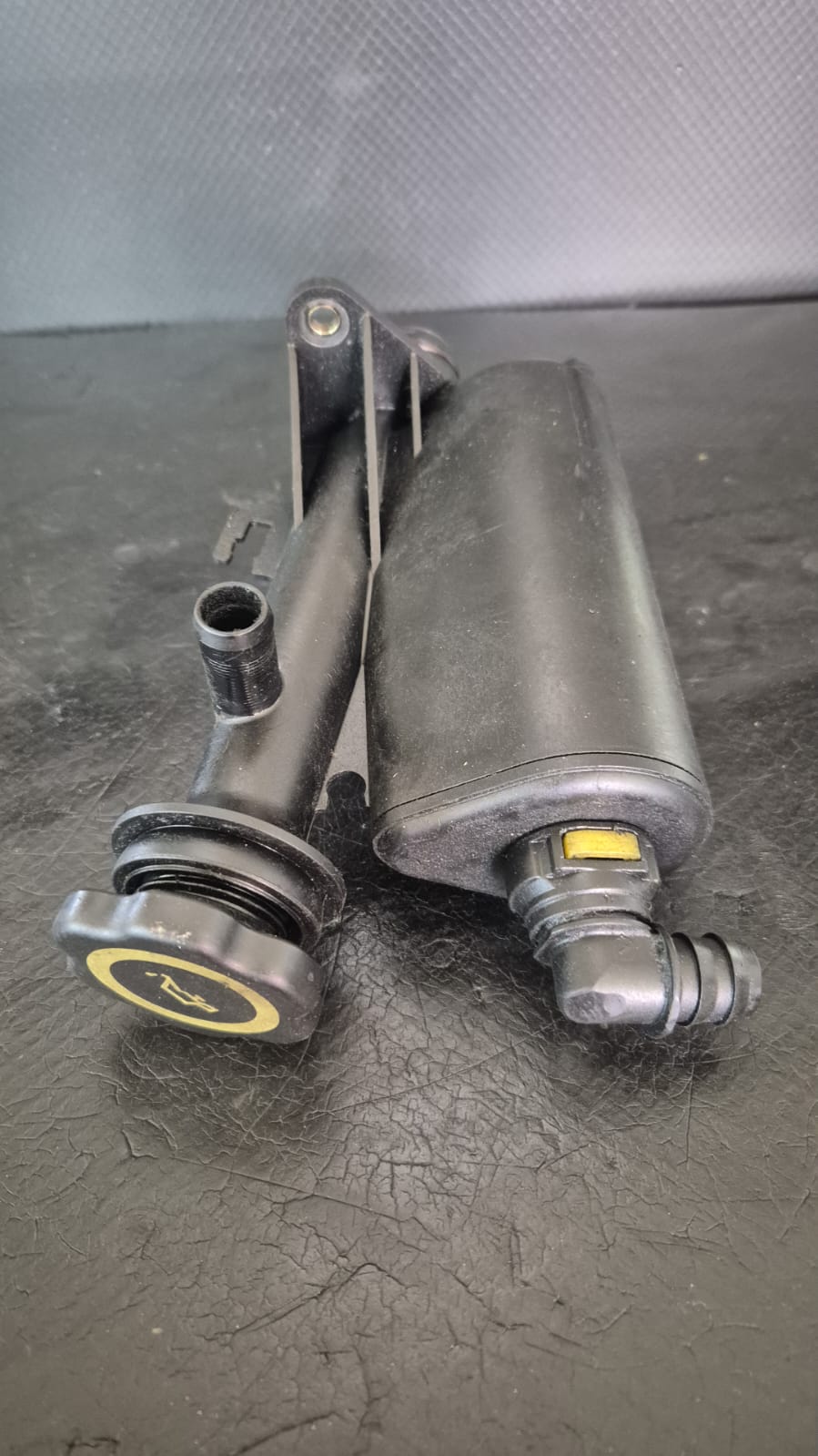 VAS FILTRU EPURATOR RENAULT MEGANE 2  1.9 DCI F9Q COD 8200140763 FACTURA SI GARANTIE