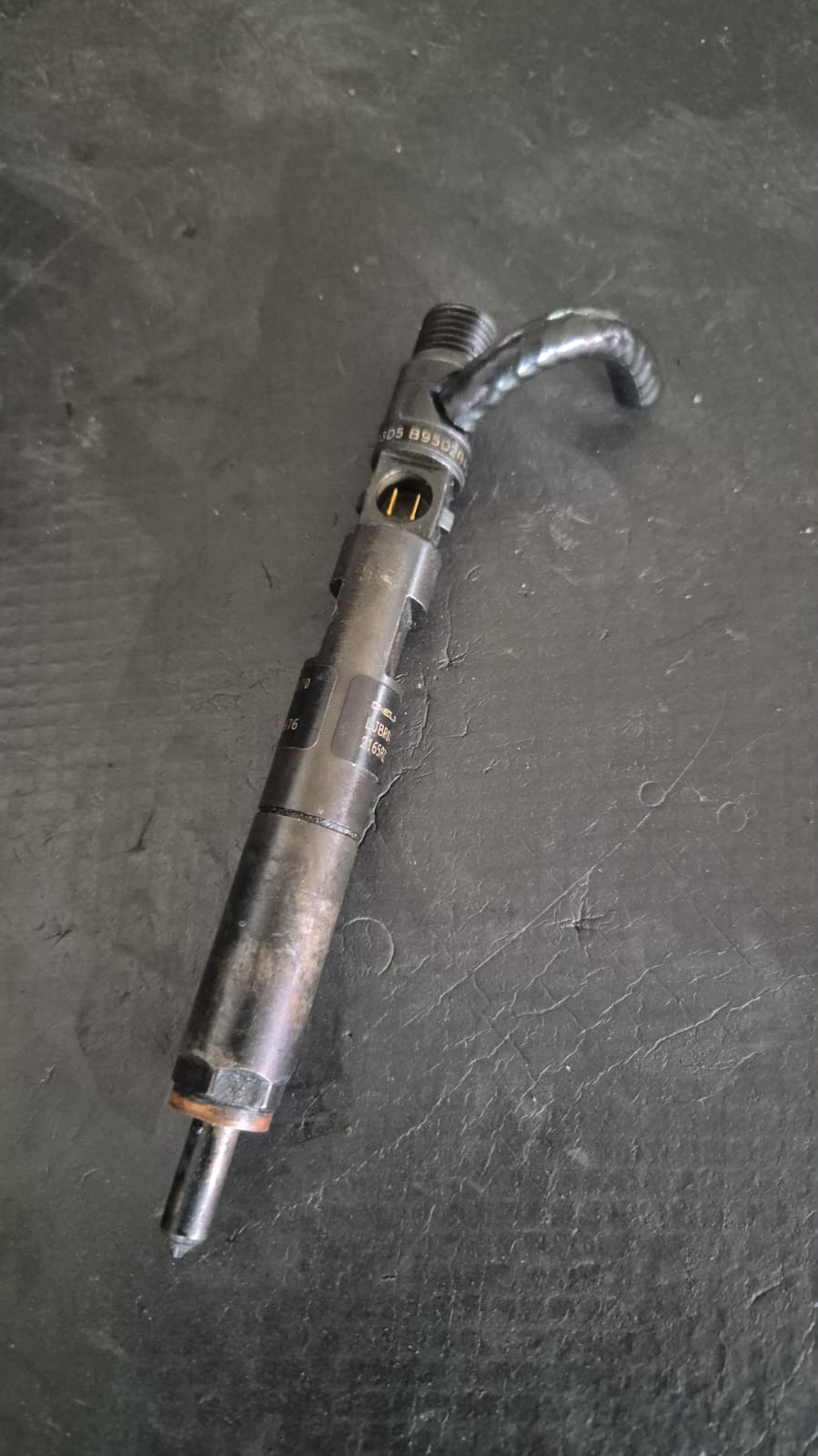 Injector Renault CLIO 2 SYMBOL 1.5 DCI-E3 K9K 2002-2007  COD 8200553570 8200049876 FACTURA SI GARANTIE
