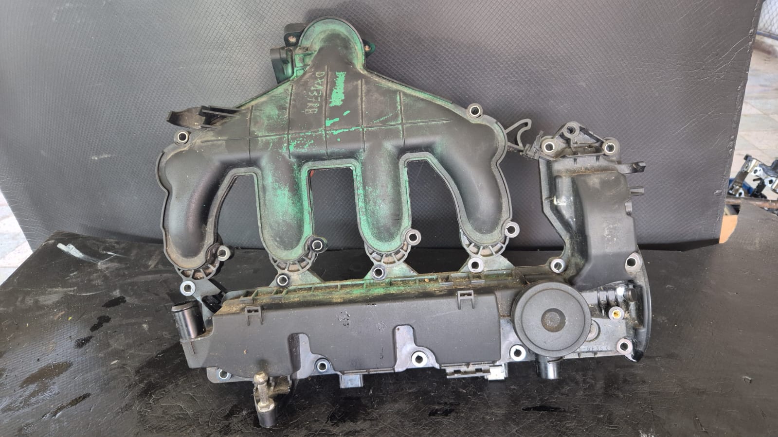 Galerie admisie cu capac culbutori Peugeot 407 2004-2011 2.0 HDI COD 9662688980 FACTURA SI GARANTIE