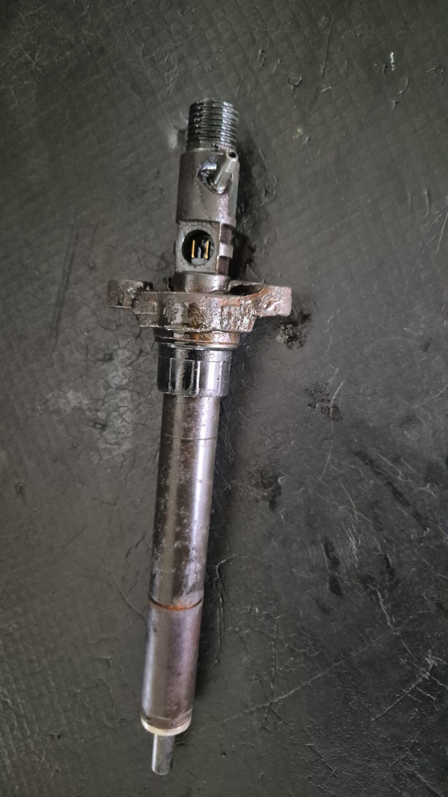INJECTOR PEUGEOT 308 CITROEN C5 2.0 HDI COD 9688438580 FACTURA SI GARANTIE