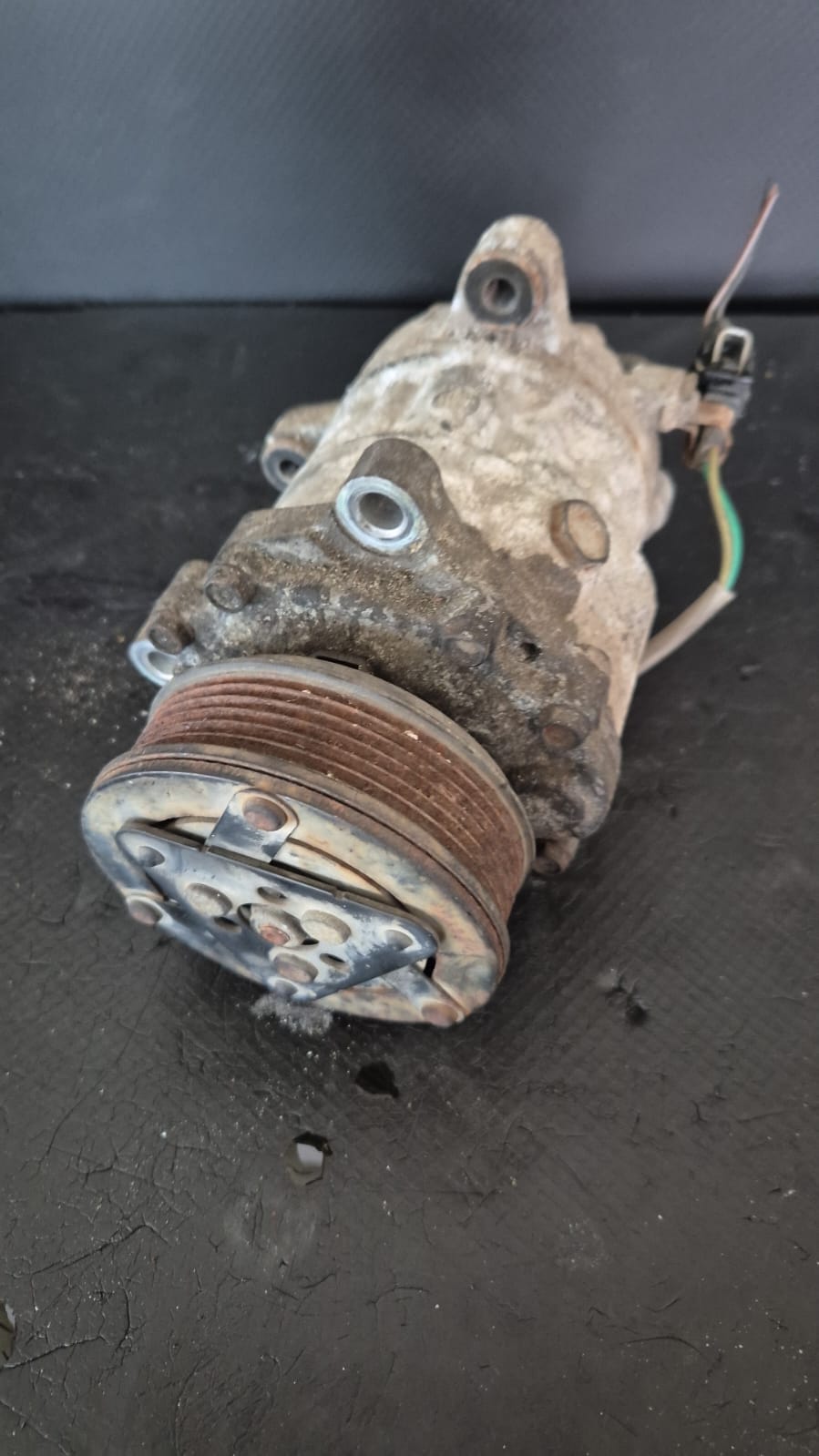 COMPRESOR AC VW POLO 6N COD 6N0820803B SD6V12 FACTURA SI GARANTIE
