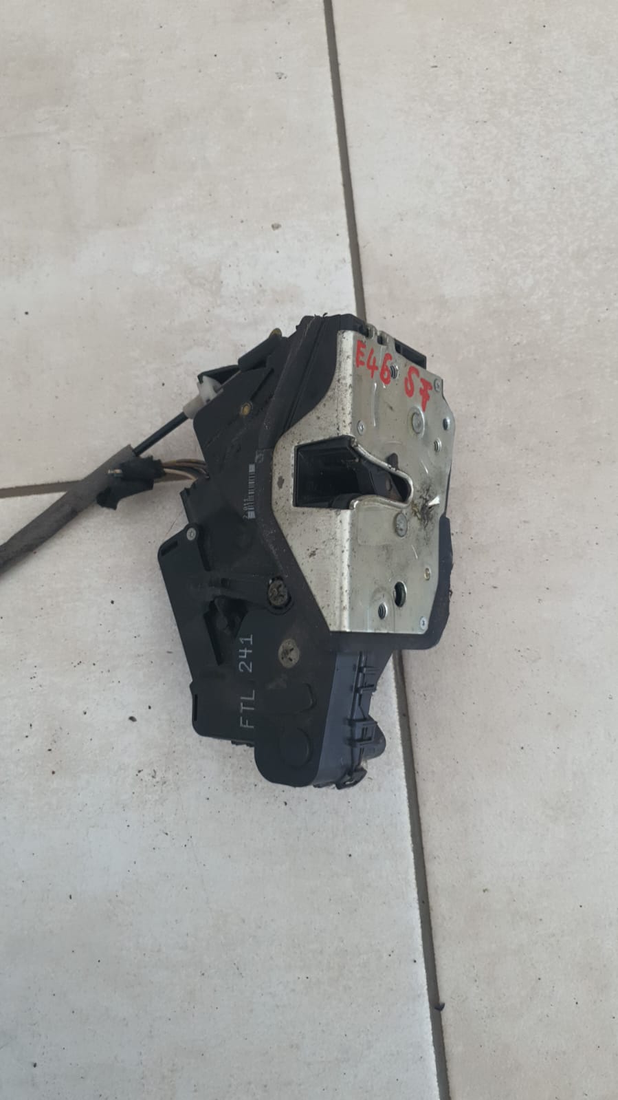 BROASCA STANGA FATA BMW E46 FACTURA SI GARANTIE