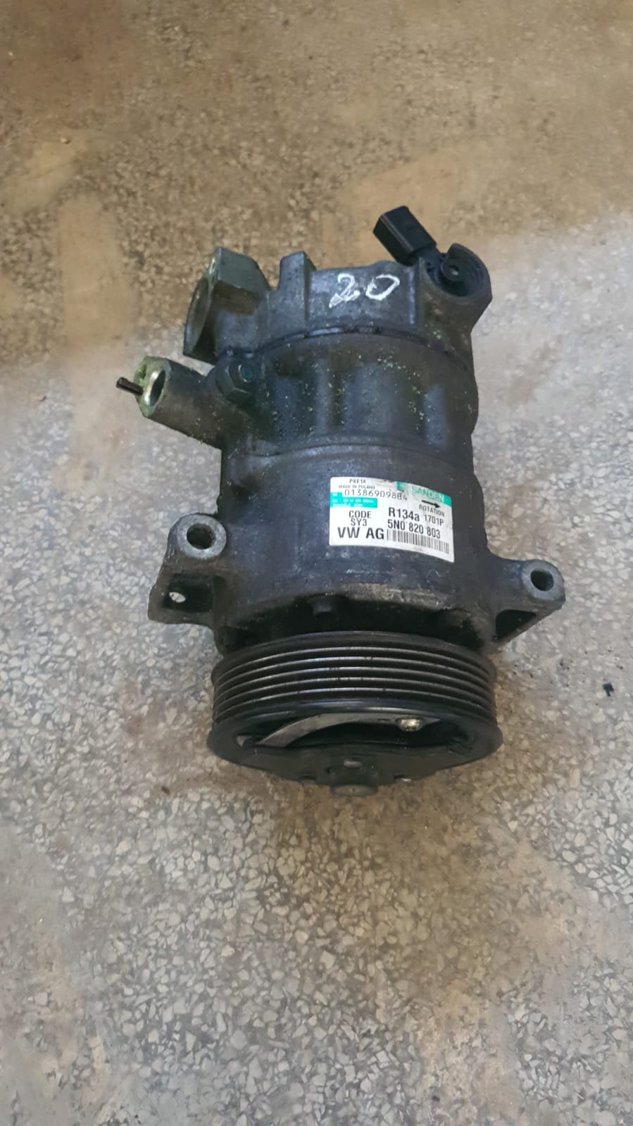 COMPRESOR CLIMA AUDI A3 1.9 TDI  COD 5N0820803 FACTURA SI GARANTIE